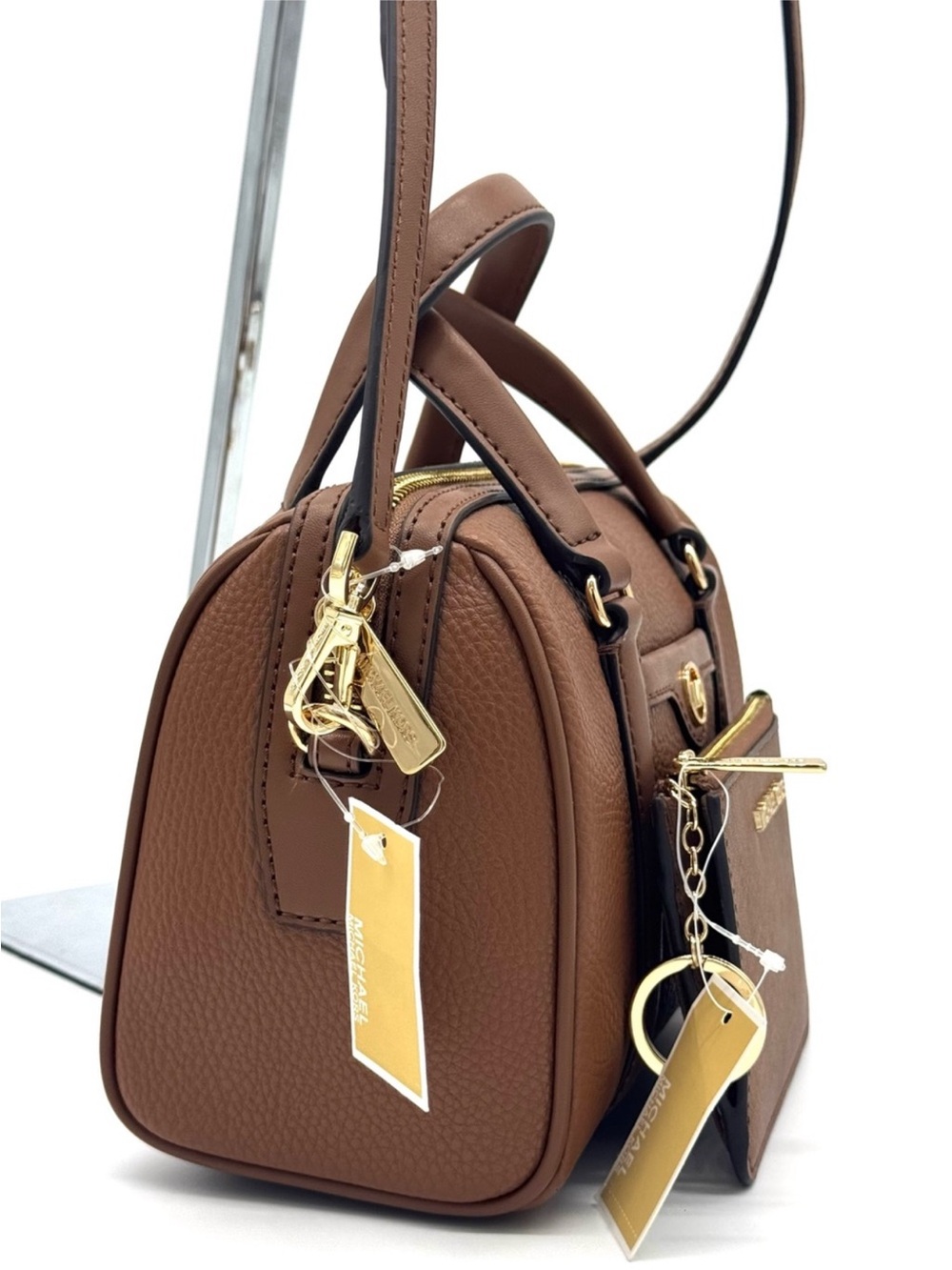 Michael Kors Small Travel Duffle Xbody Bag & Matching TZ Coinpouch Luggage - Picture 4 of 12